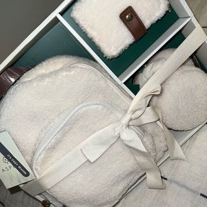 ASPEN Backpack/Earmuffs/Keychain